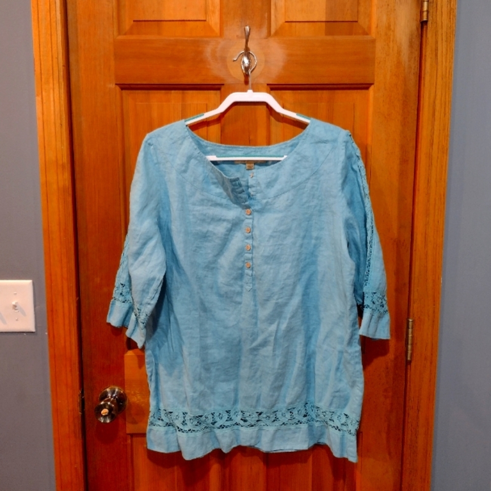 Motto 100% linen blue 3/4 sleeve button up top size L